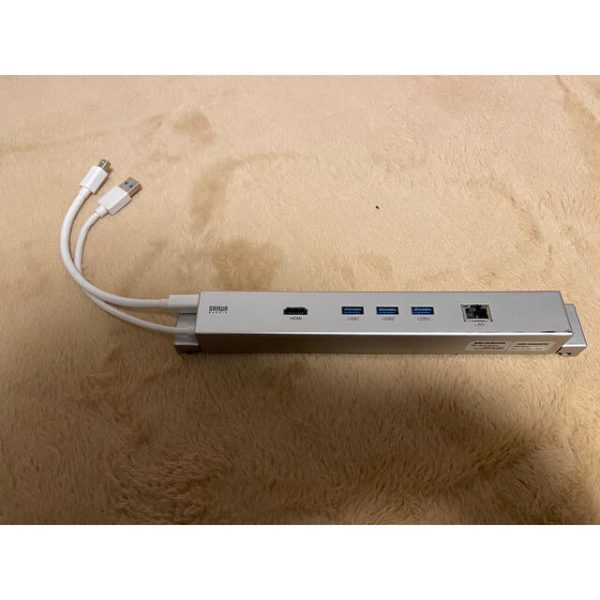داک سرفیس 400-hub0395