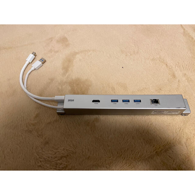 داک سرفیس 400-hub0395