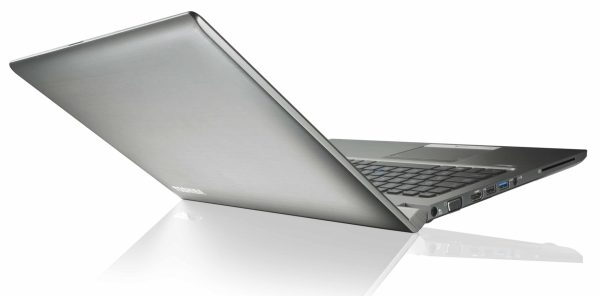 لپ تاپ استوک اروپایی توشیبا مدل Toshiba Z50-C صفحه 15.6 اینچی پردازنده Core i7 نسل ششم گرافیک دو گیگ انویدیا 930M